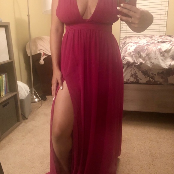 SOLD Magenta Lulus dress size Medium - Picture 6 of 6